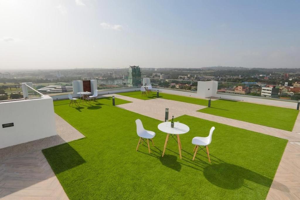 The Gallery Luxury Suites Cpg East Legon Exteriér fotografie