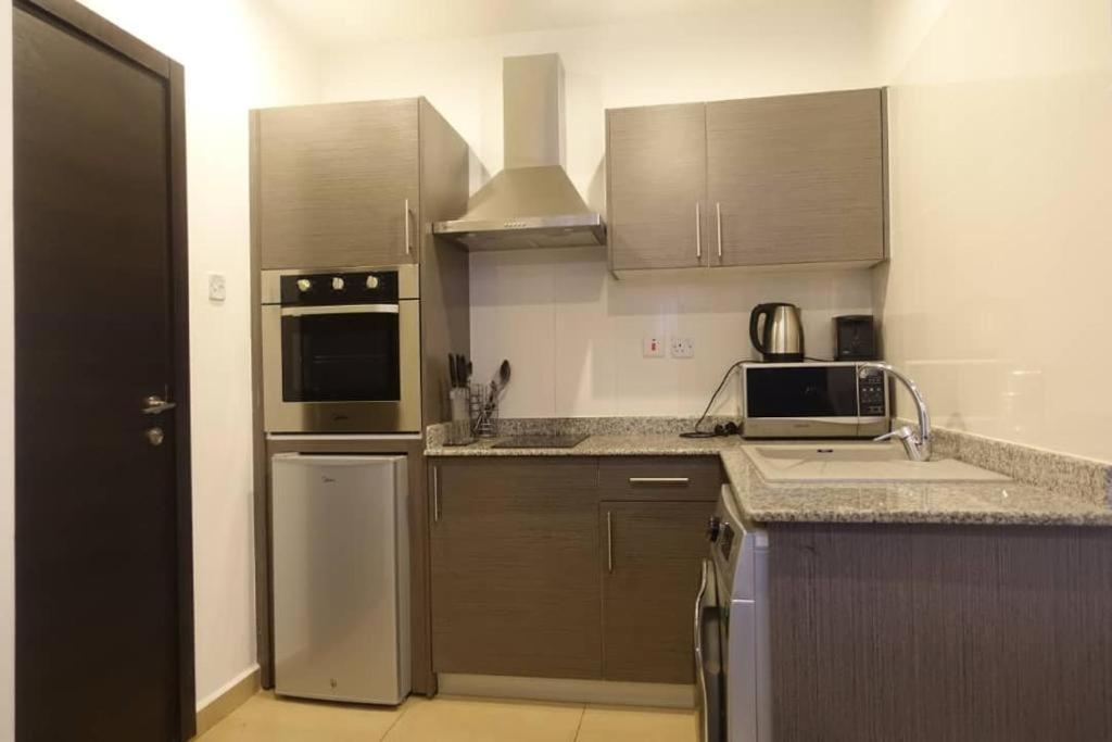 The Gallery Luxury Suites Cpg East Legon Exteriér fotografie