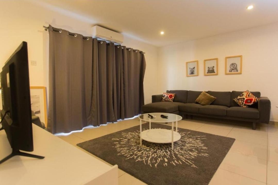 The Gallery Luxury Suites Cpg East Legon Exteriér fotografie